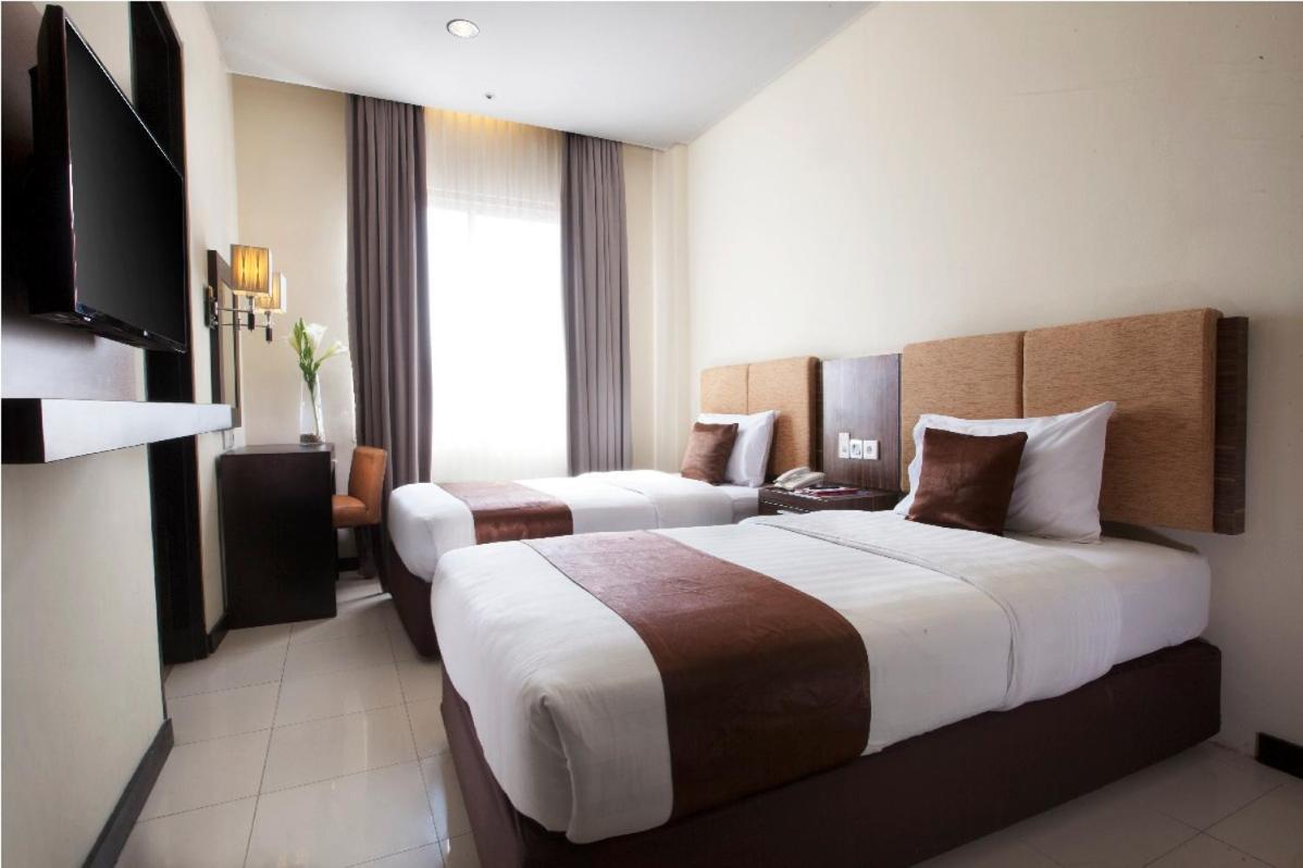 Regantris Malioboro Otel Yogyakarta Dış mekan fotoğraf