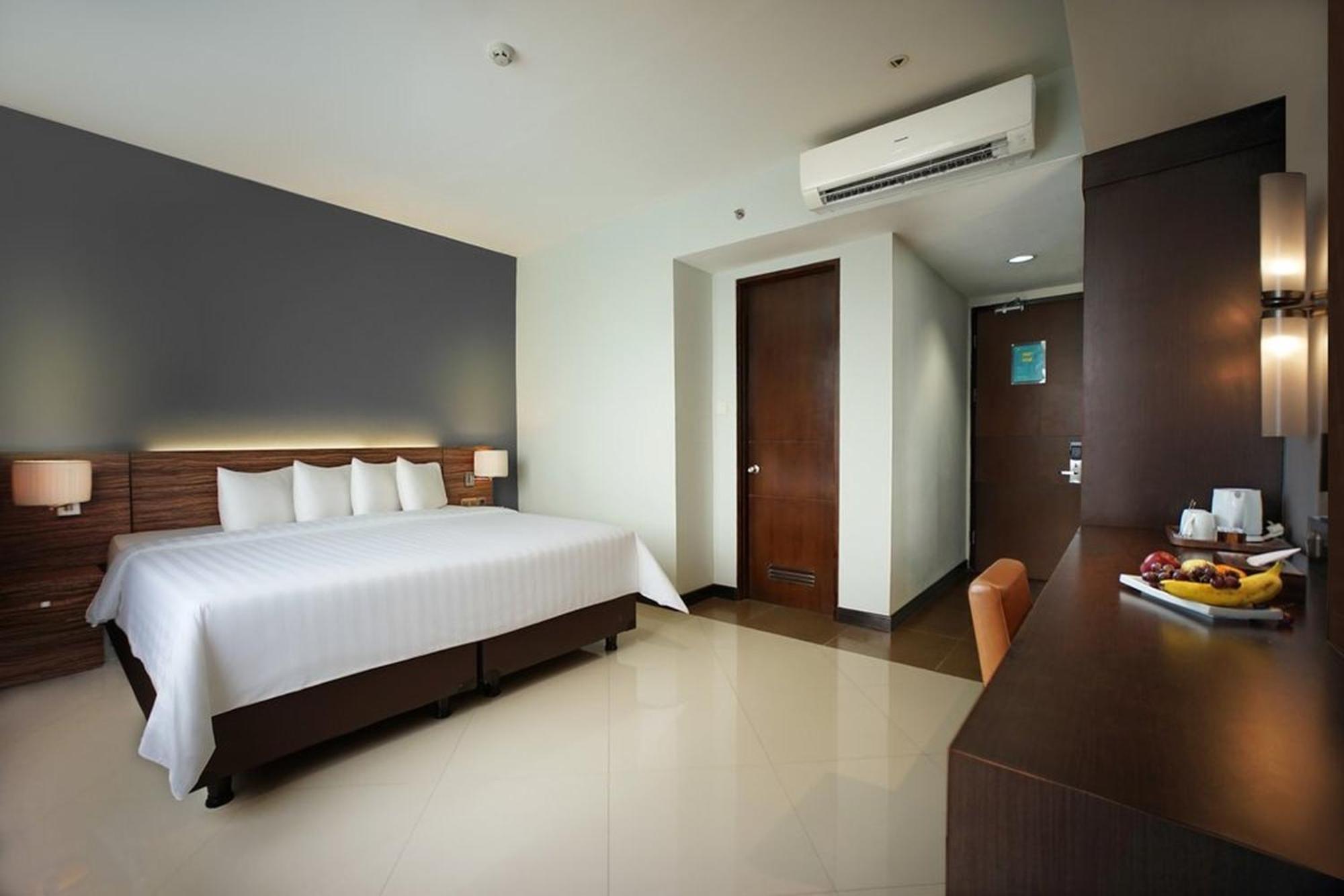 Regantris Malioboro Otel Yogyakarta Dış mekan fotoğraf