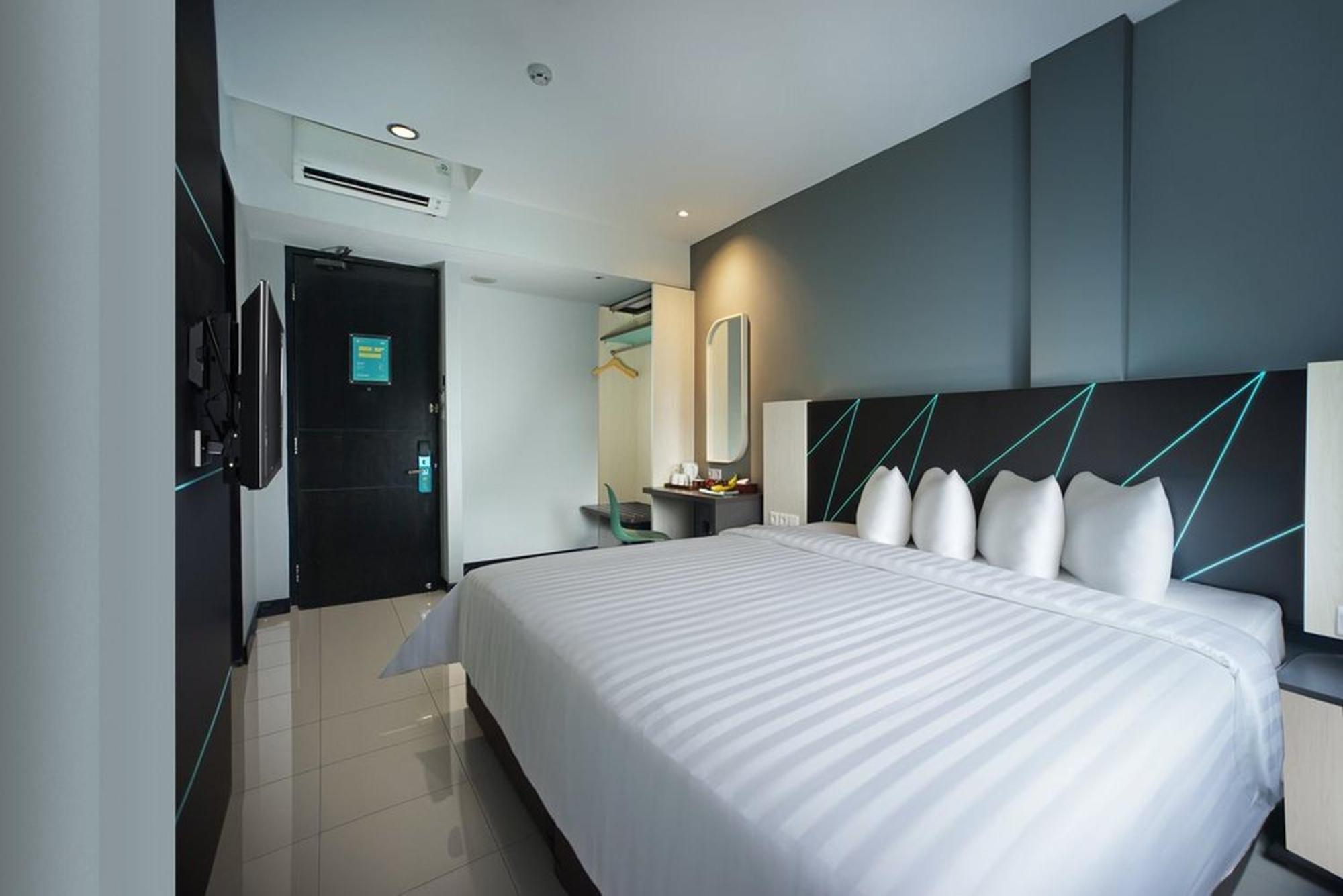 Regantris Malioboro Otel Yogyakarta Dış mekan fotoğraf