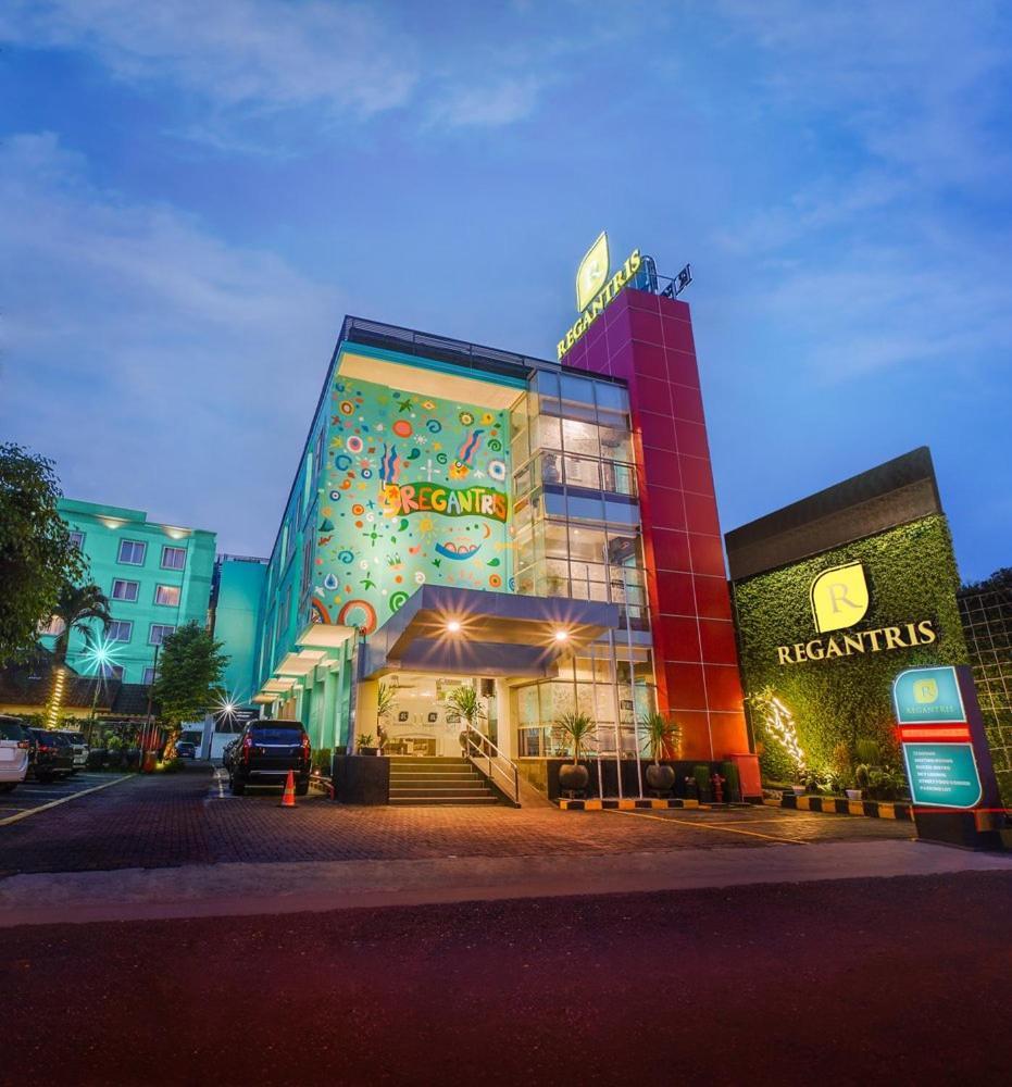 Regantris Malioboro Otel Yogyakarta Dış mekan fotoğraf